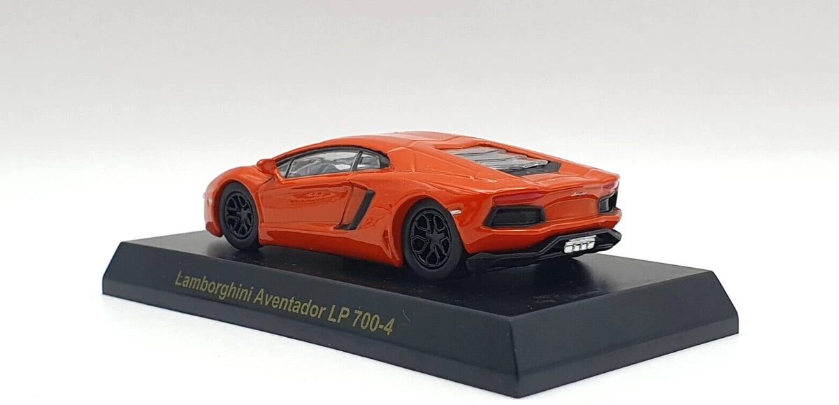 Kyosho Lamborghini Aventador Lp 700-4 Diecast Model 1:64 Scale
