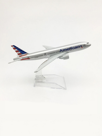 Aircraft Model Boeing 777 American Airlines Airplane 16 CM (Code-137)