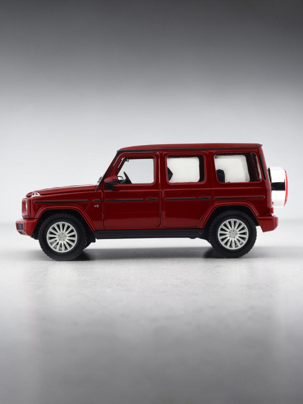 Maisto 2019 Mercedes benz G Class Imported 1:25 Scale die-cast Model