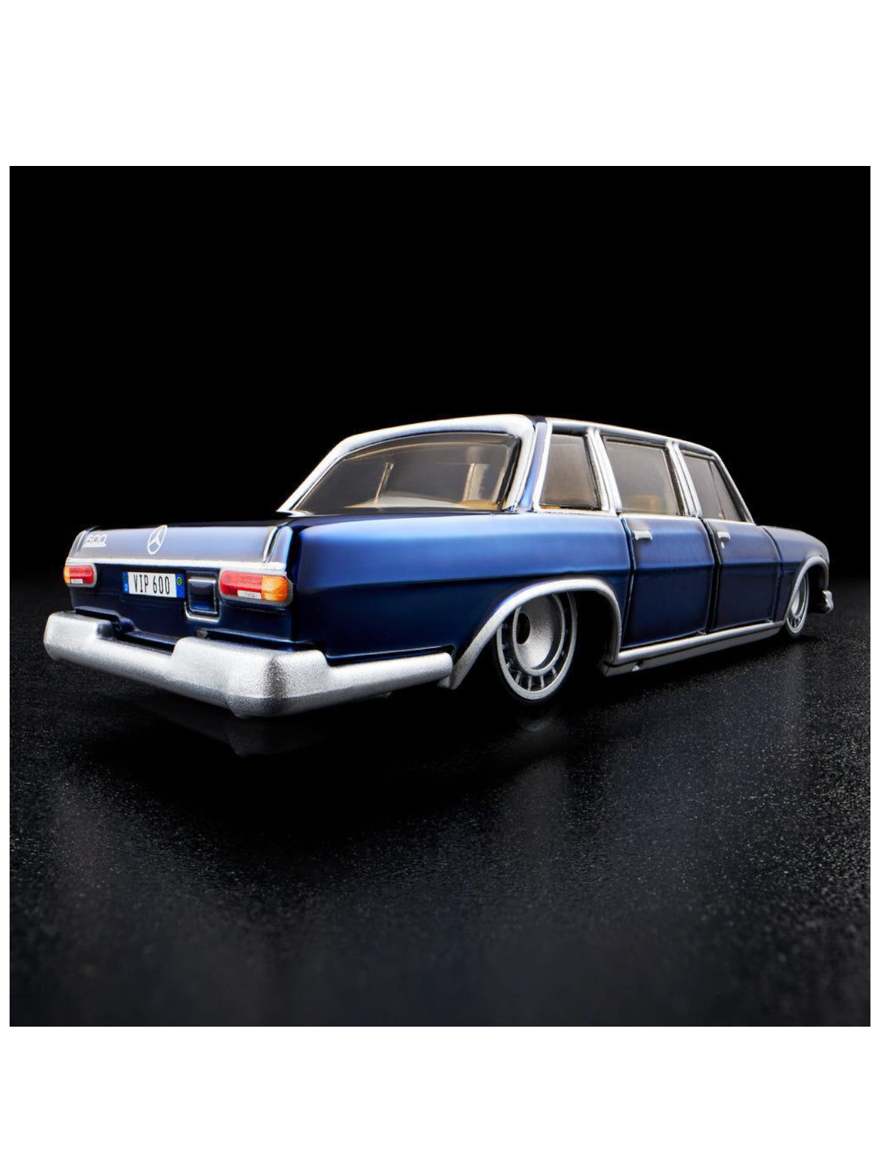 HotWheels Mercedes-Benz 600 RLC 1:64 Scale (With Acrylic Case)