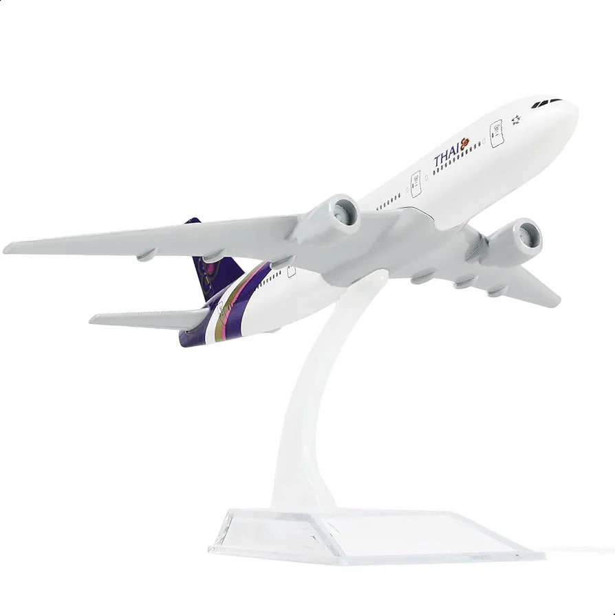 Aircraft Model AIRPLANE THAI AIRWAY AIRBUS Boeing 777 SCALE 16 CM (Code 142)