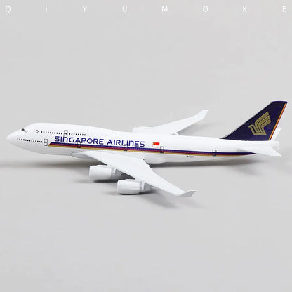 Aircraft Model Singapore Metal Airplane Model Kit Boeing 747 Diecast Aircraft Model 16cm (Code 131)